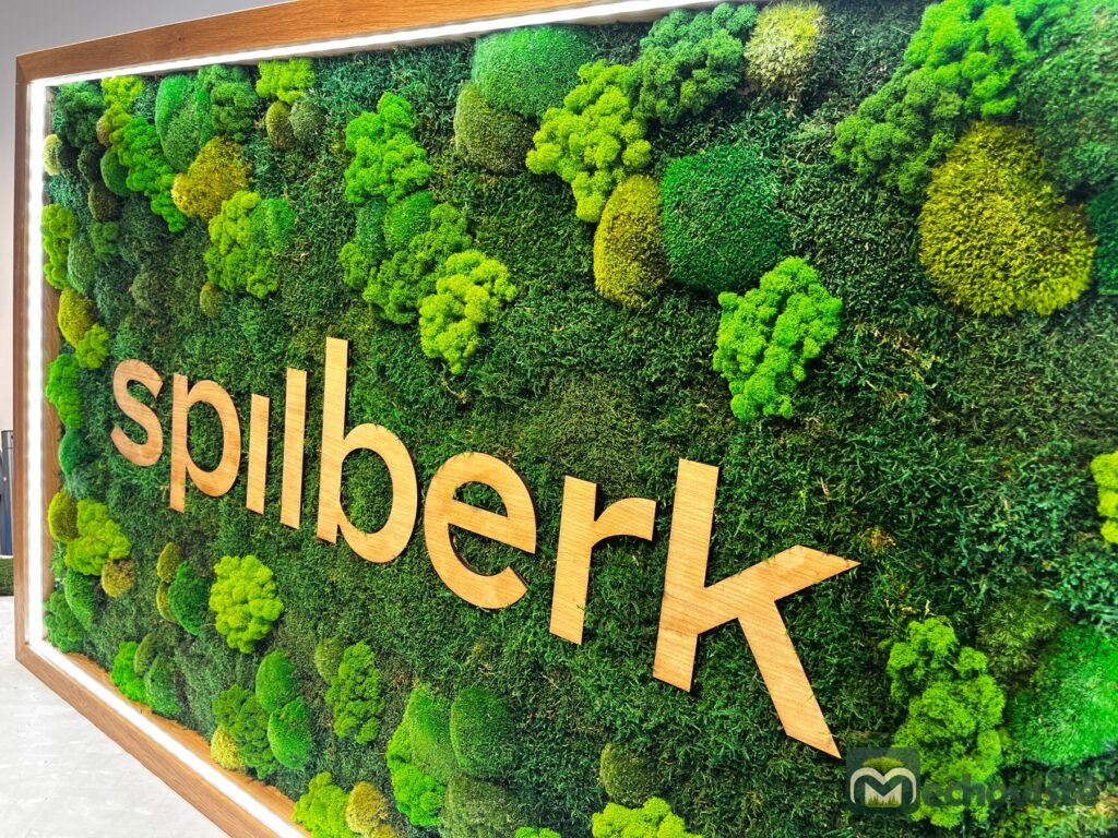 dubové mechové logo 3